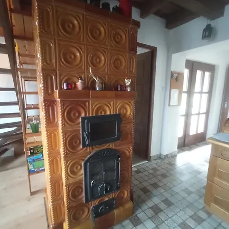 Pele Vendeghaz Holiday home *